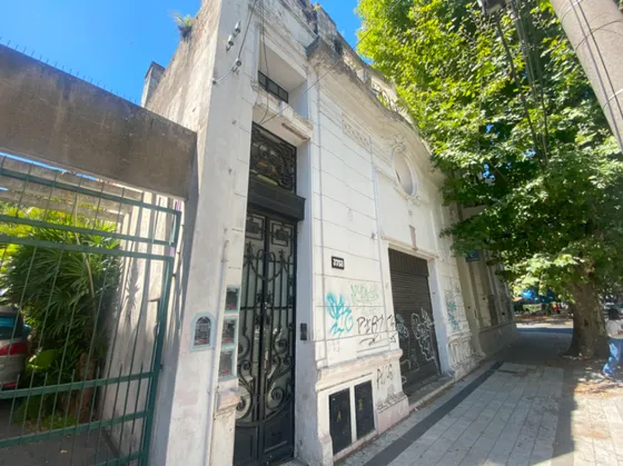 Alquiler Casa 7 Dormitorios Barrio Parque Gral San Martín