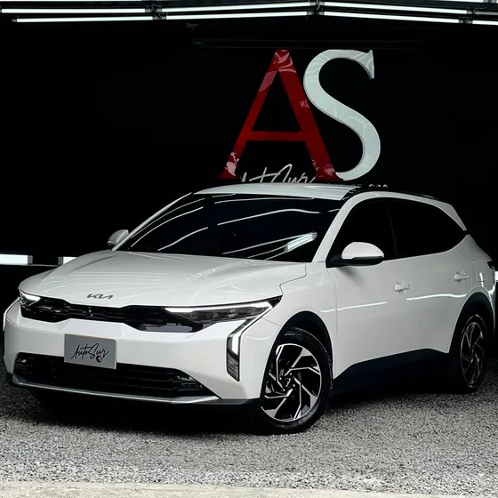 Kia K3 Cross 1.6 Zenith
