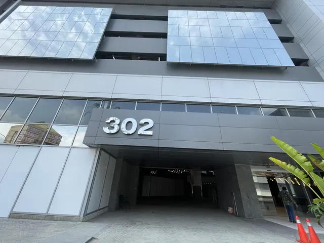 En Venta Oficina De 130m2 En Las Mercedes 