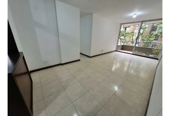 Venta Apartamento En Envigado, Sector Camino Verde. Unidad Completa