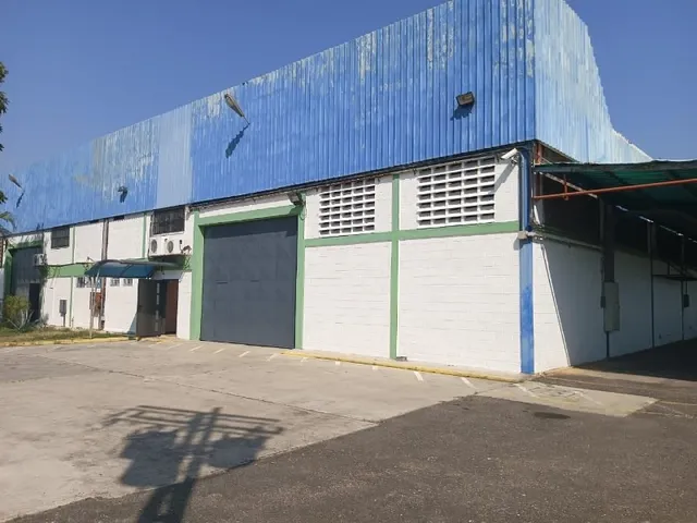 Se Vende Galpon Zona Industrial La Isabelica Atg-125