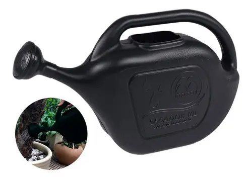Regador Para Jardinagem De Plástico 5 Litros Preto