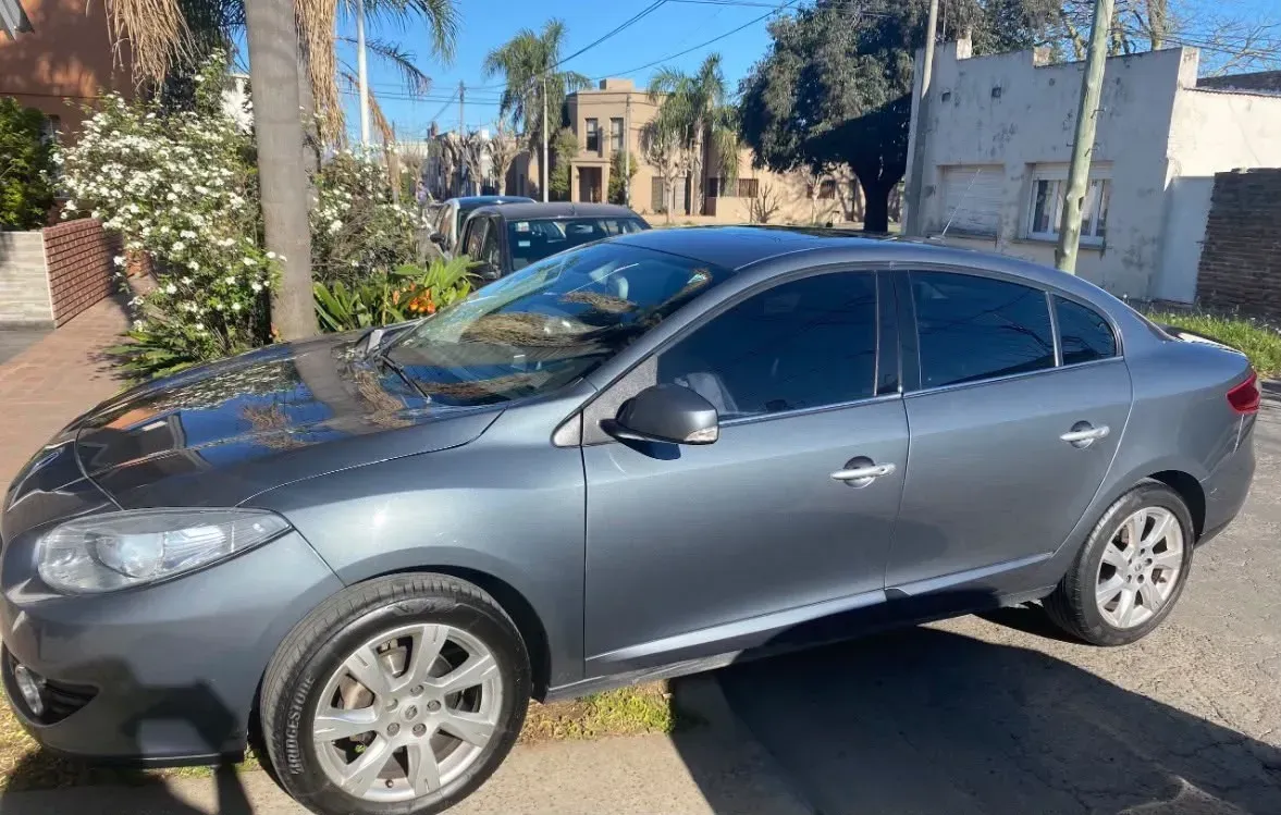 Renault Fluence 2.0 Privilege MT