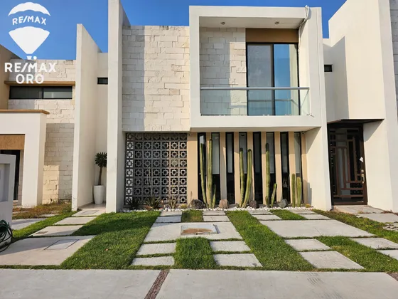 Casa En Venta En Cañadas Del Arroyo