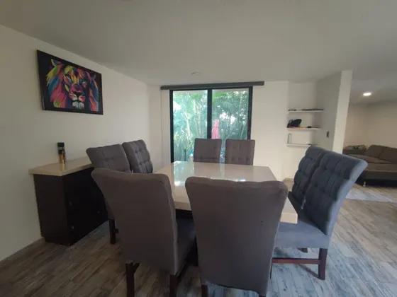 Casa En Condominio Con Alberca, 1 Estacionamiento, Recámaras