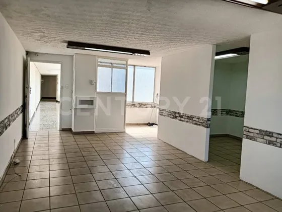 Se Renta Oficina  En Santa Monica Residencial