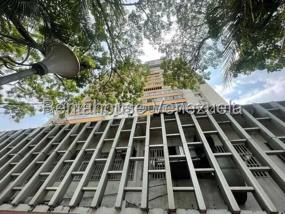 Cómodo Y Hermoso Apartamento En Venta. Urb. Santa Eduvigis.