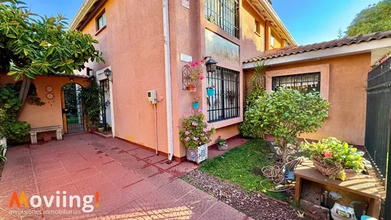 Encantadora Casa De 3 Dormitorios Y 2 Baños En La Florida