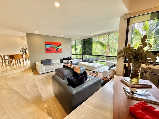 Apartamento Remodelado De 260 M2 Lomas De La Lagunita