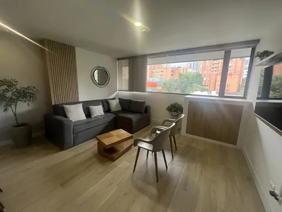  Apartaestudio En Arriendo Ubicado En Poblado Sector Aguacatala (27613).