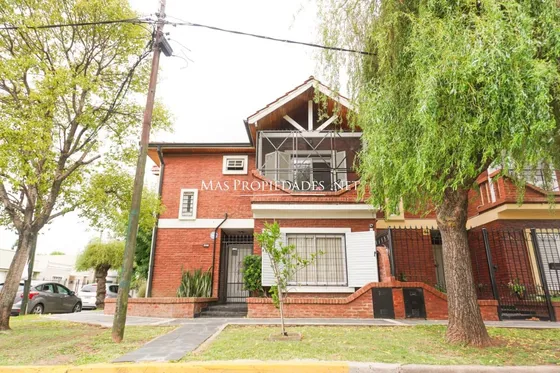 Duplex En Venta En Temperley