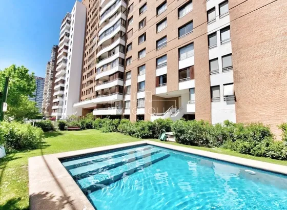 Departamento En Arriendo De 3 Dorm 3 B 2 E 1 Bod. Las Condes