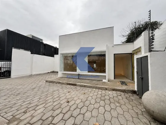 Local Comercial Remodelado En Arriendo En Vitacura