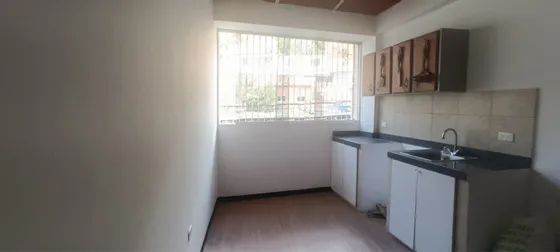 Se Alquila Anexo En Los Picapiedras Baruta 