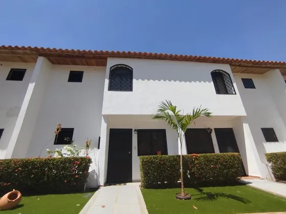  Precioso Town House Maneiro Nueva Captacion Mcgf 25-22209