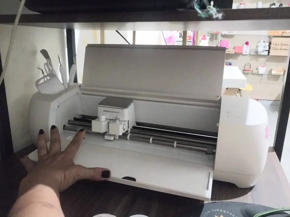 Cricut Explore 4 Máquina de Corte Inteligente, Seashell, Bluetooth