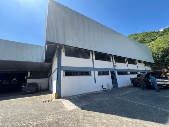 Se Alquila Galpón 4000m2. Guarenas