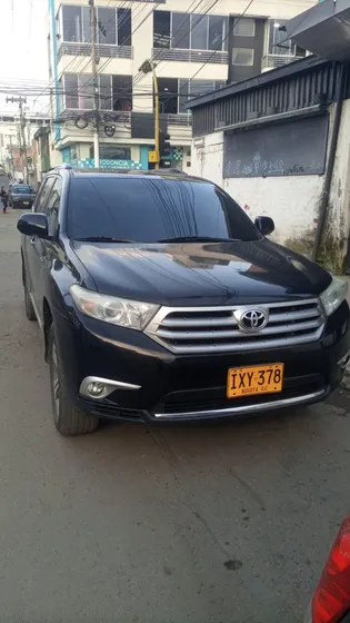 Toyota Highlander Full
