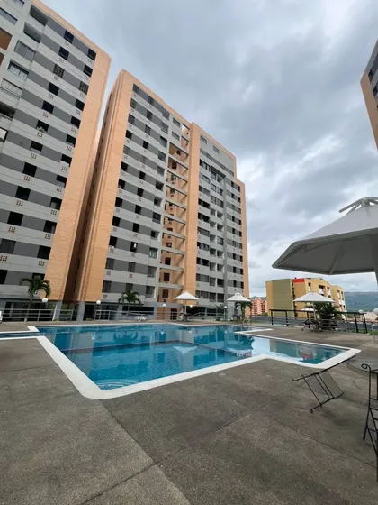 Ad, Alquiler Apartamento Urb. Tazajal Res. Monte Alegre Country