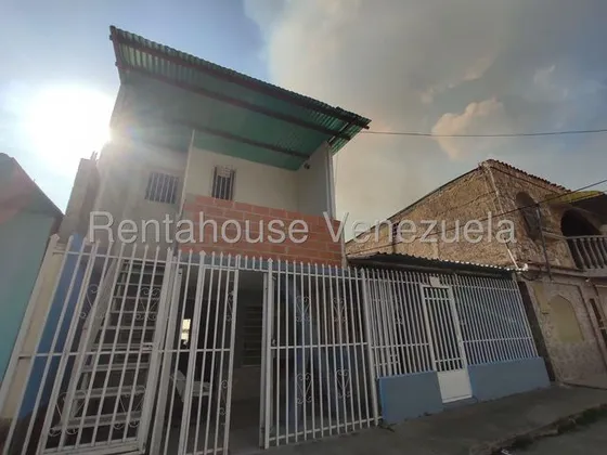 Casa En Venta Con Anexos Maracay Jose Felix Ribas 25-16269 Apd