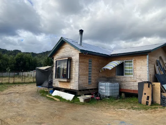 Terreno Con 2 Viviendas A Minutos De Valdivia