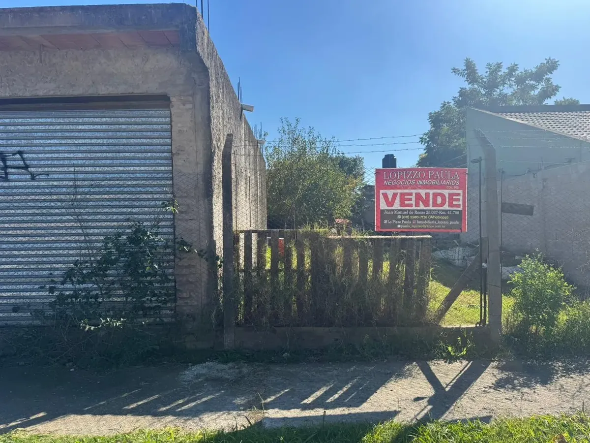 Plot with Front Commercial Unit for Sale at Km 39, Maranta Street Between Corrales and Isaac Newton