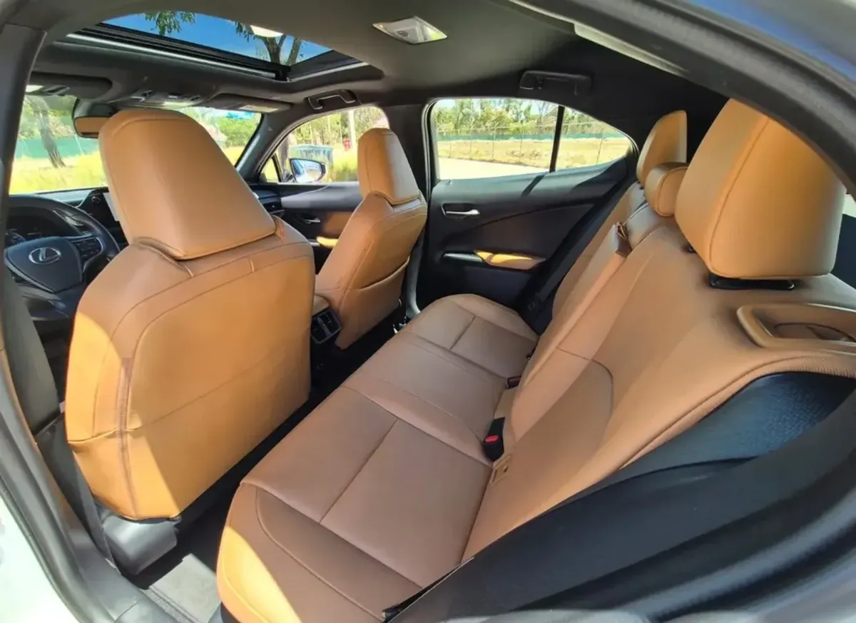 Lexus Ux 2023 2.0 250h