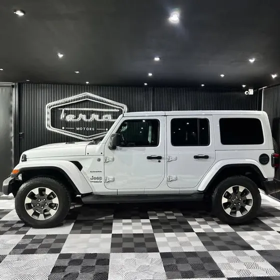 Jeep Wrangler 3.6 V6 Unlimited Jl Sahara Etorque Mild-hybrid At