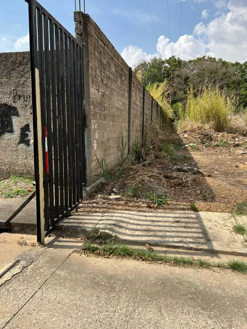 (hl28) Vendo Terreno En Urb Manantial Calle Cerrada 