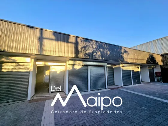Se Arrienda Gran Local Comercial Nuevo, Pleno Centro.
