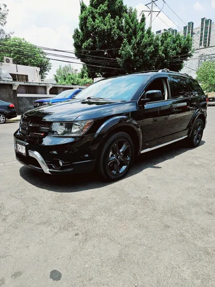 Dodge Journey 2.4 Sxt Sport 7 Pasajeros At