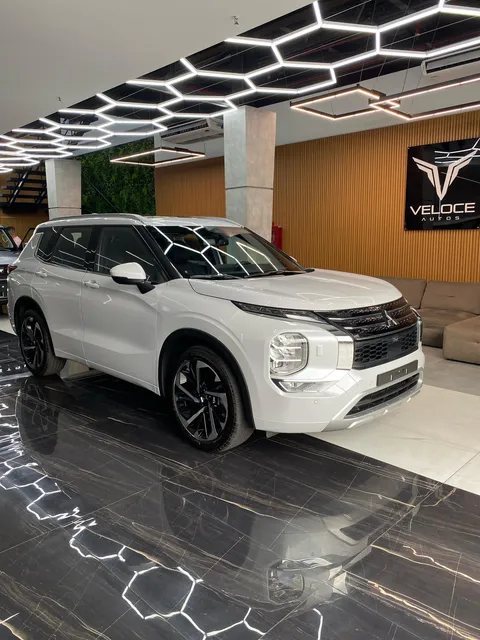 Mitsubishi Outlander P-line