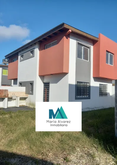 Venta Duplex En Mar Del Tuyu, A Estrenar, Excelentes Detalles De Terminación, Calle 70 Nro. 748, La Costa