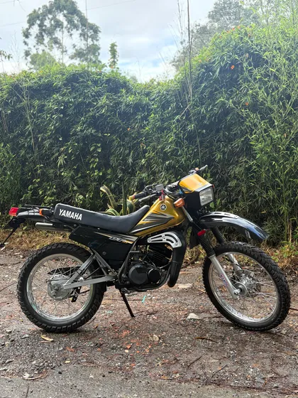 Dt 125 Multicolor Para Traspaso De Itagüí, Toda Original