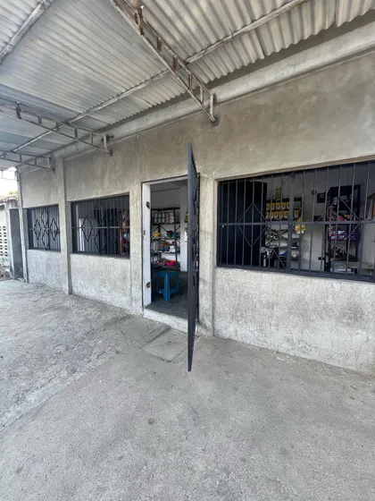 Se Vende Local Con Casa Y Anexos A Remodelar Av Aranzazu Fg7