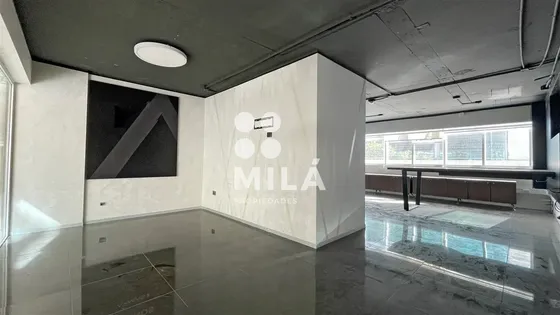 Local Comercial Piso 1, A La Calle