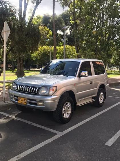 Toyota Prado 2.7 Sumo