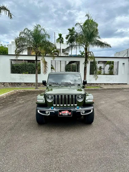 Jeep Wrangler Sahara 2.0