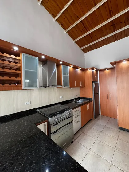 Apartamento En Nueva Barcelona: Confort Urbano Y Conectividad Total En C.r. Terrazas De Camino Real