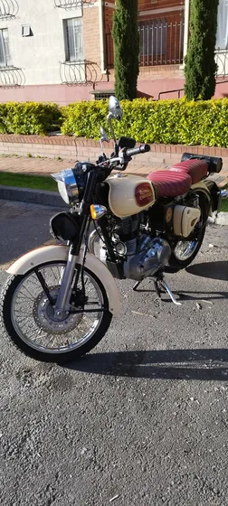Royal Enfield Bullet Classic 500