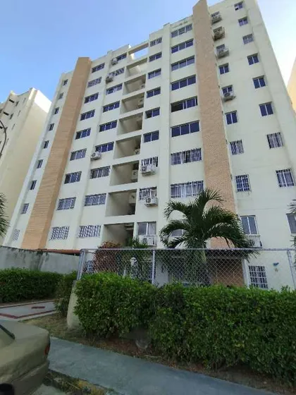 Apartamento En Venta Conj. Res. Plaza Oro
