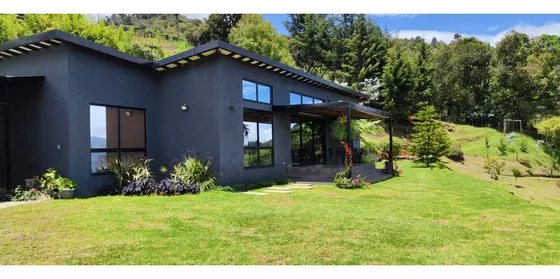 Finca En Venta En El Municipio Del Retiro 