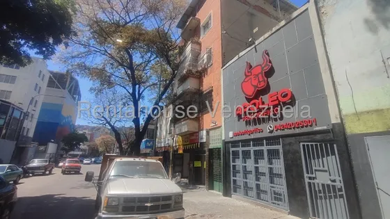 Local A Pie De Calle En Venta En Quinta Crespo #25-18261