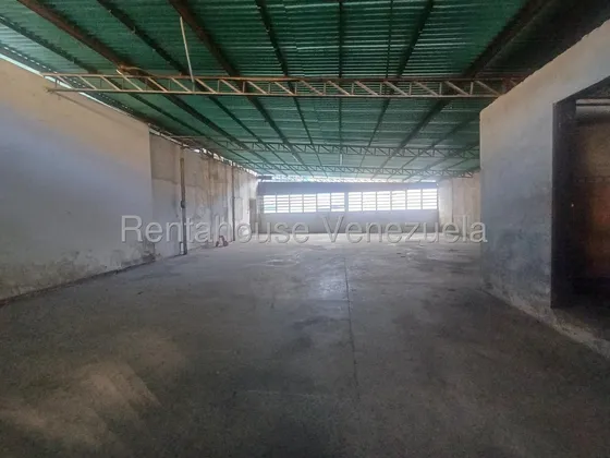 Alquiler De Galpón En Catia Caracas 