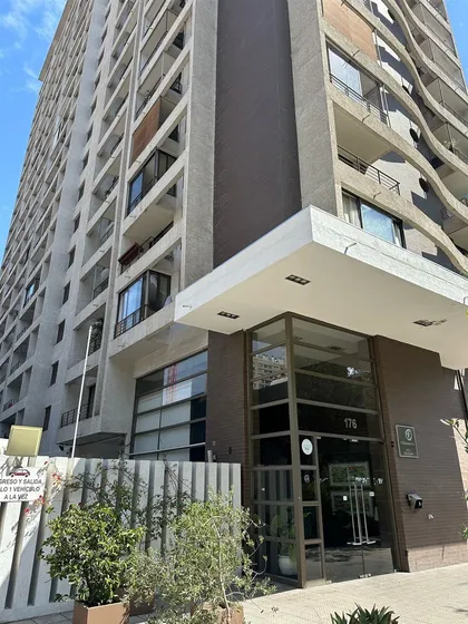 Departamento En Venta De 2 Dorm. En Santiago