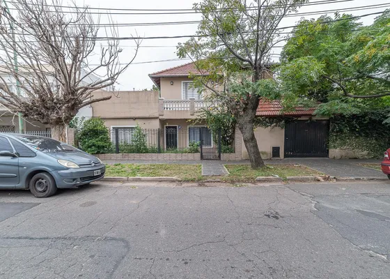 Venta De Casa 4 Ambientes En El Palomar