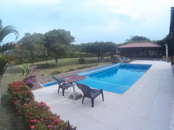 Casa Campestre En Venta Aguas Vivas, Turbaco