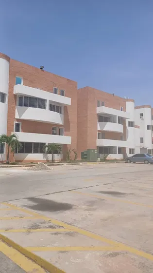 Gl En Venta Apartamento En Urb. San Diego Res.cumbres D