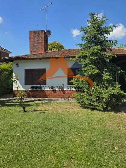 Venta Casa De Dos Dormitorios Country Club Banco Provincia