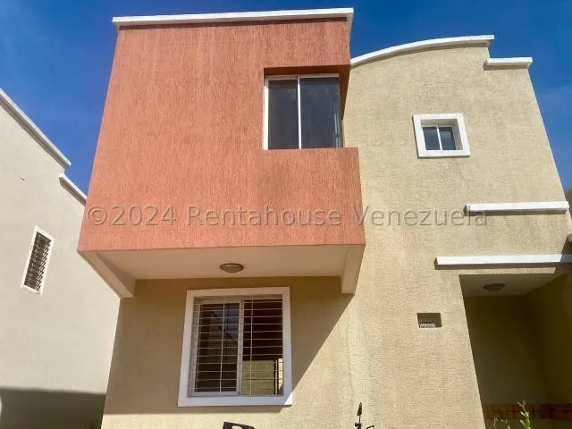  Venta Casa En Urbanizacion Elitesca Ciudad Roca Al Este De Barquisimeto Contacta Tu Asesora Mehilyn Perez  